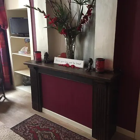 Con Ampere Bed and breakfast