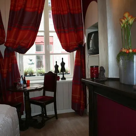 Con Ampere Bed and breakfast